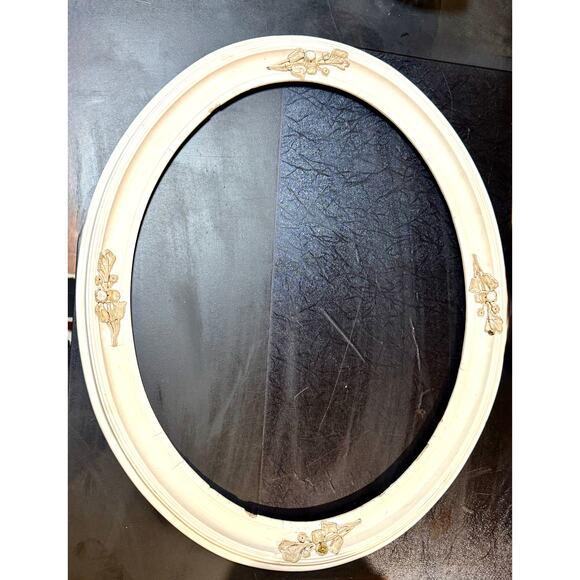 Antique Vintage Oval picture craft display frame floral 19” x 15" ornate - Picture 1 of 8